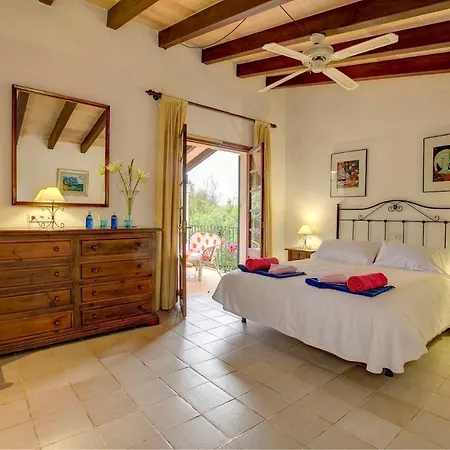 Sleeps 4 Pool Air Con Wifi Villa
